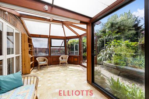 5 bedroom detached house for sale, Whitethorn Drive, Brighton