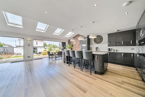 4 bedroom semi-detached house for sale, Davids Road, Whitchurch, Bristol
