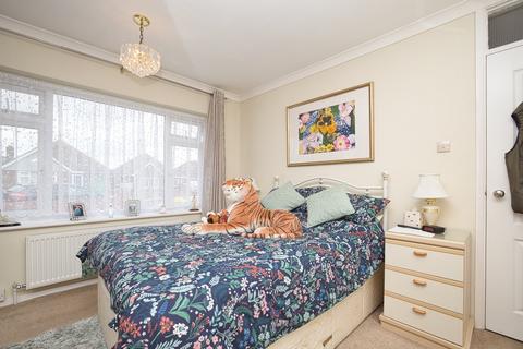 8 Freda Close, Broadstairs, CT10 2ED
