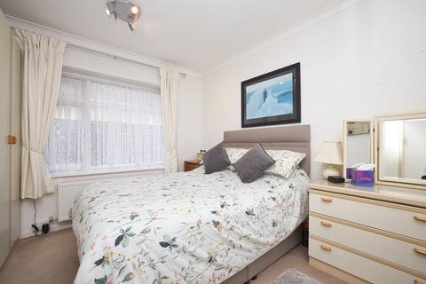 8 Freda Close, Broadstairs, CT10 2ED