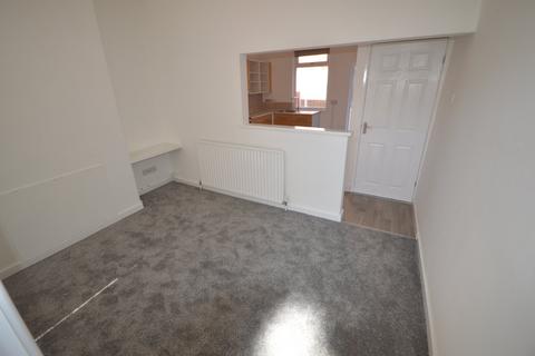 3 bedroom end of terrace house to rent, Farrar Street, Barnsley, South Yorkshire, S70