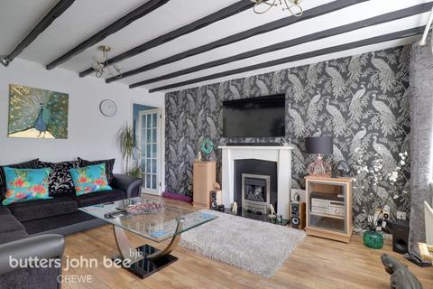 3 bedroom detached house for sale, Selsey Close, Crewe