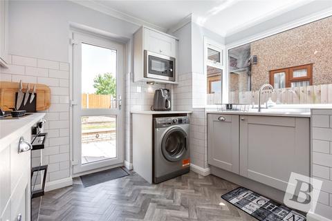 242 Collier Row Lane, Romford, RM5 3JB