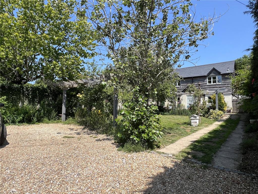 Garden/Parking