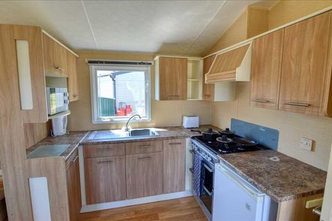 3 bedroom park home for sale, Brightlingsea CO7