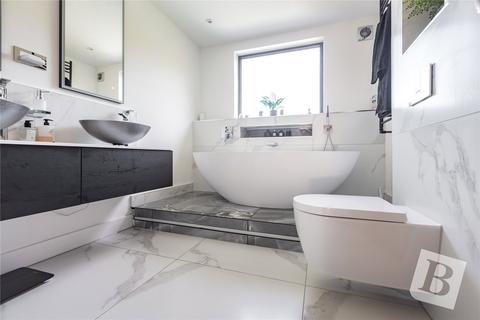 4 bedroom detached house for sale, Orange Tree Hill, Havering-Atte-Bower, Romford, RM4
