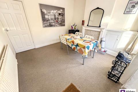 2 bedroom end of terrace house for sale, Muriel Road, Leicester, LE3