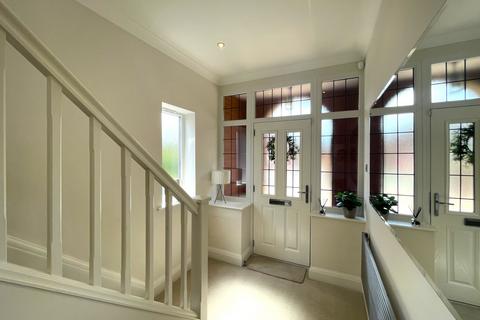 38 Abingdon Drive, Ashton On Ribble, Preston, PR2 1EY