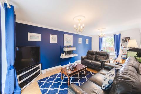 5 bedroom detached house for sale, Haywain Close, Groundwell,Swindon, SN25 4AB