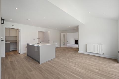 4 bedroom detached house for sale, Oliver Road, Great Bentley, Colchester, CO7