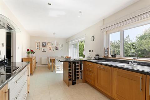 undefined, Grange Close, Minchinhampton, Stroud