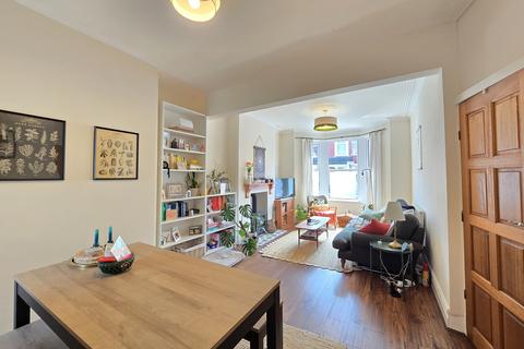 14 Cora Street, Barry, CF63 4EP