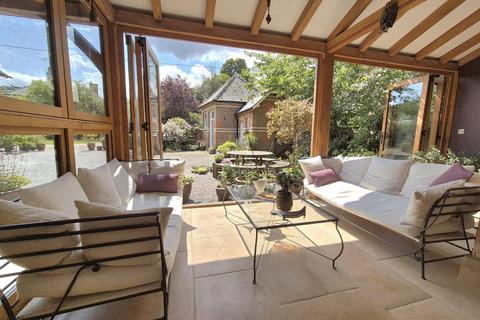 4 bedroom detached house to rent, Winkfield Row, Bracknell, Berkshire, RG42