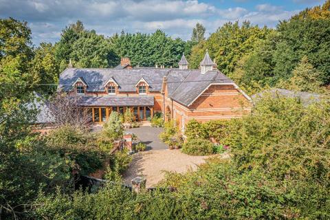 4 bedroom detached house to rent, Winkfield Row, Bracknell, Berkshire, RG42