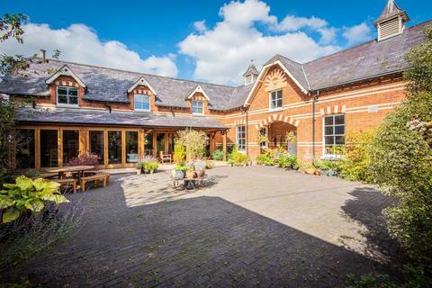 4 bedroom detached house to rent, Winkfield Row, Bracknell, Berkshire, RG42