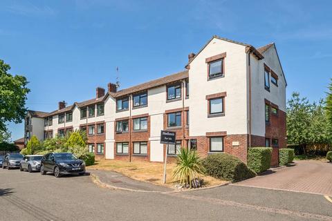 2 bedroom flat to rent, Woodley Court,  Amersham,  HP7