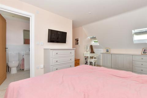 83 Chingdale Road, London, E4 6HZ
