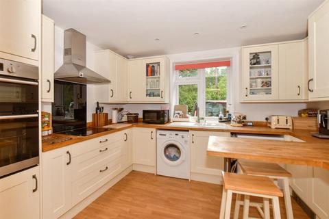 83 Chingdale Road, London, E4 6HZ