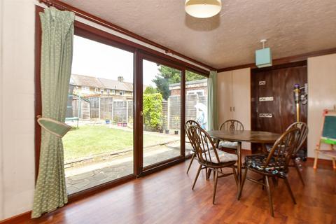 83 Chingdale Road, London, E4 6HZ