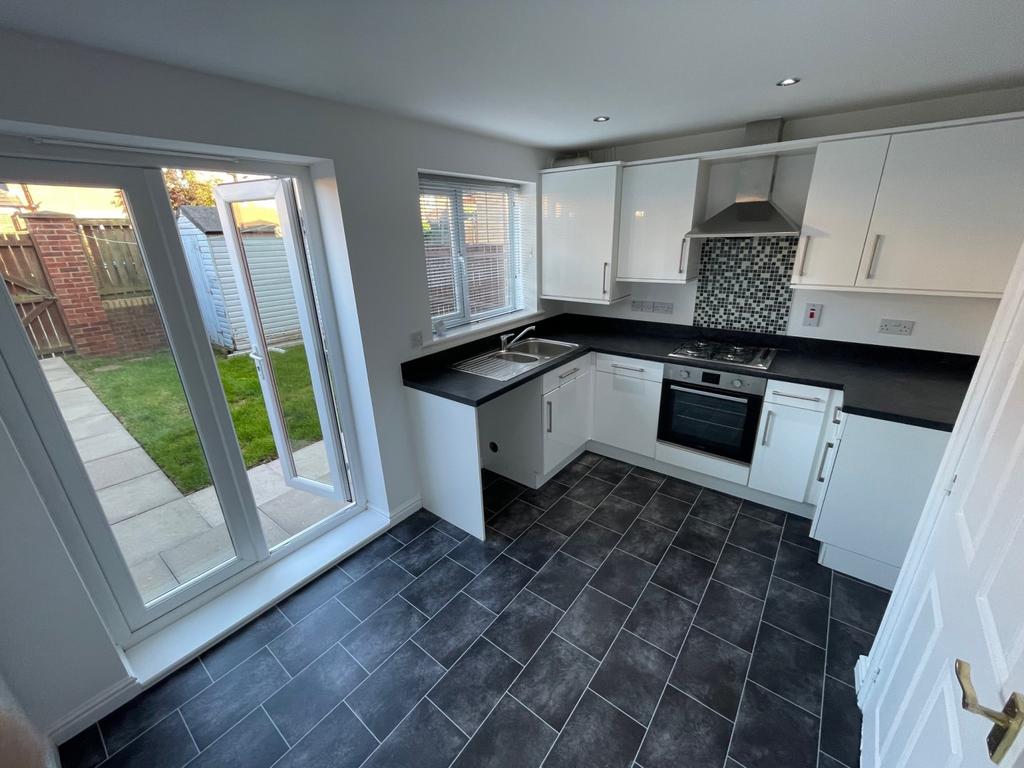 Dining kitchen