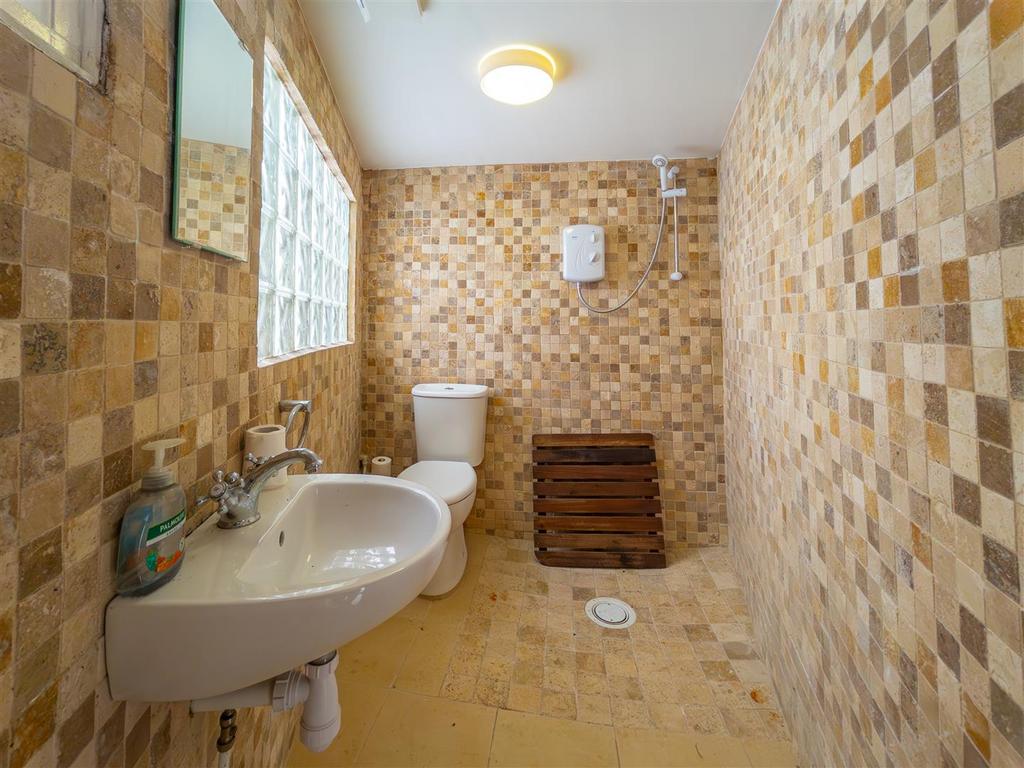 The Beach House, Coverack-08.jpg