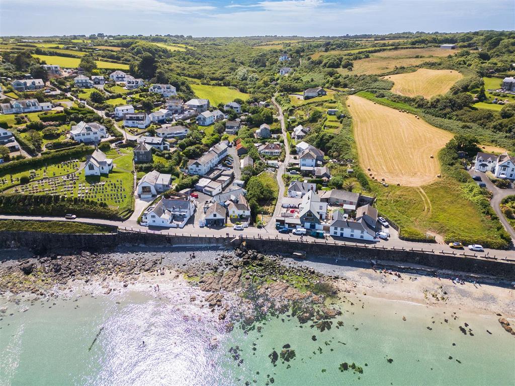 The Beach House, Coverack, Drone-4.jpg