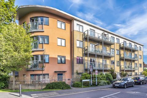 1 bedroom flat for sale, Botham House, Rollason Way, Brentwood, CM14