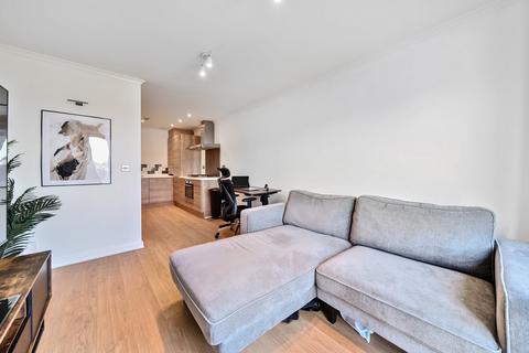 1 bedroom flat for sale, Botham House, Rollason Way, Brentwood, CM14