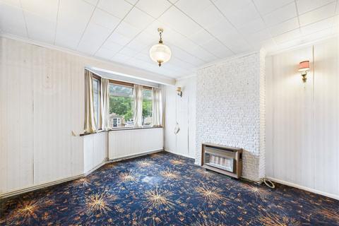 3 bedroom semi-detached house for sale, Kingfisher Road, Upminster RM14