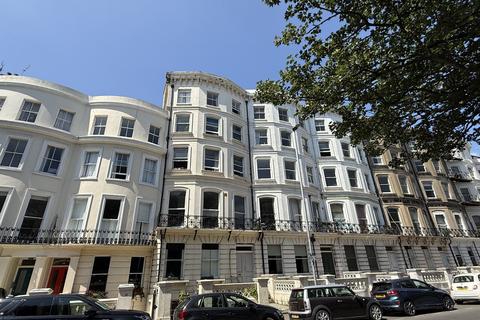 2 bedroom flat for sale, VERNON TERRACE BRIGHTON