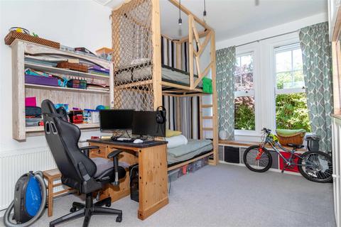 1 bedroom flat for sale, Shakespeare Road, Worthing