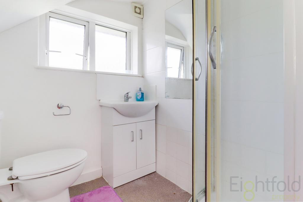FF Shower Room