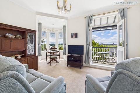 2 bedroom apartment for sale, Dee Banks, Great Boughton, CH3