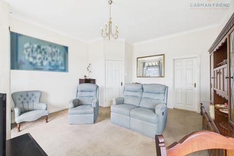 2 bedroom apartment for sale, Dee Banks, Great Boughton, CH3