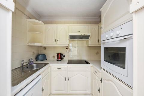 1 bedroom flat for sale, Rosemary Lane, Horley RH6