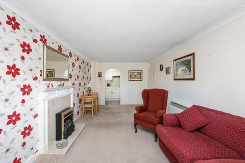 1 bedroom flat for sale, Rosemary Lane, Horley RH6