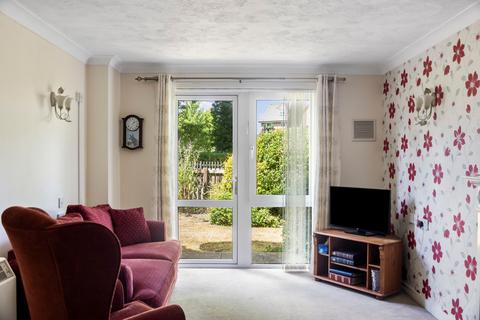 1 bedroom flat for sale, Rosemary Lane, Horley RH6