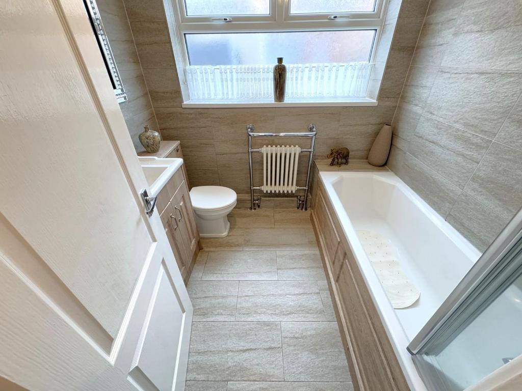 Ground floor bathroom