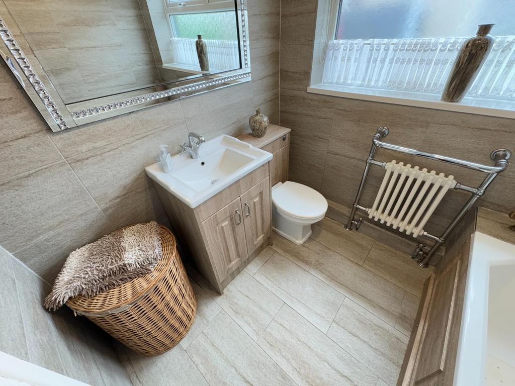 Ground floor bathroom