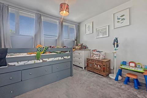 264 Falstones, Basildon, SS15 5DS