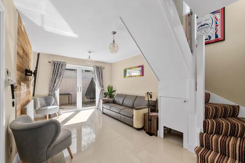 255 Caterham Drive, Coulsdon, CR5 1JS