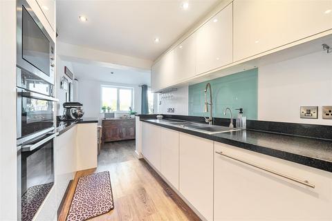3 bedroom semi-detached house for sale, Hook Lane, Nyetimber