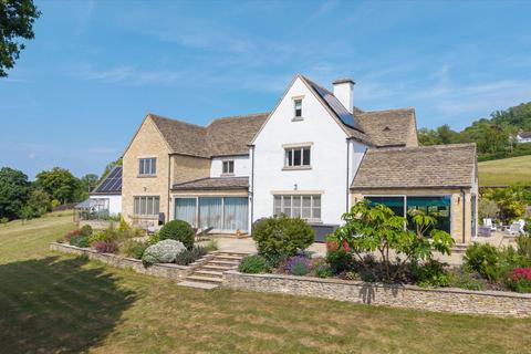 undefined, Cheltenham, Gloucestershire, GL52