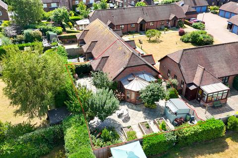 2 bedroom terraced bungalow for sale, Thame, Oxfordshire, OX9