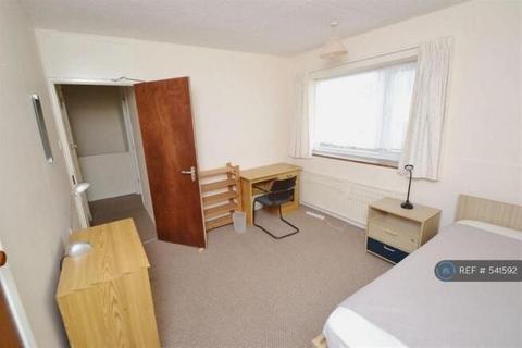 4 bedroom terraced house to rent, Rivergreen, Nottingham