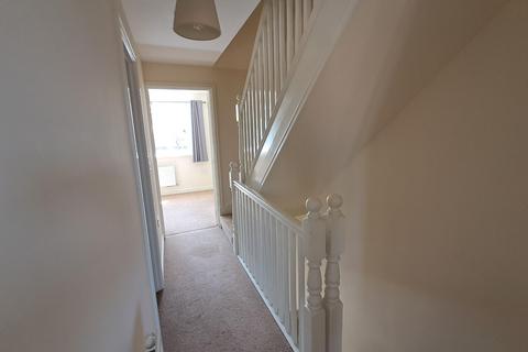 3 bedroom terraced house to rent, Heol Waungron, Carway