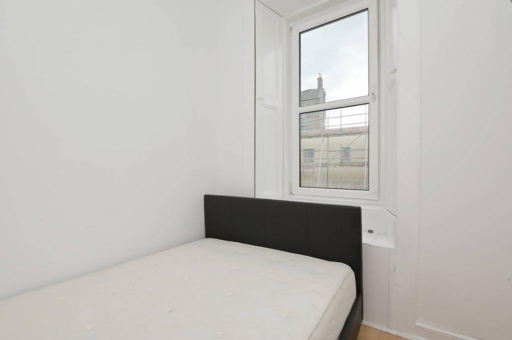 MFL2243329 176.jpg