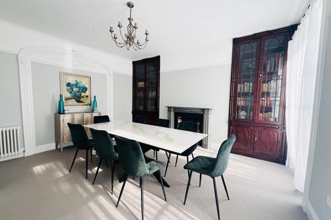 undefined, The Steyne, Worthing, BN11