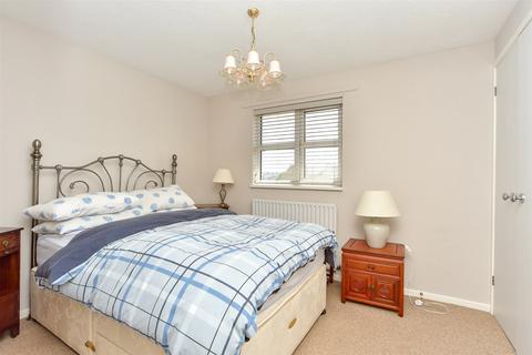 undefined, North Bank Close, Rochester, Kent