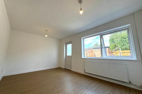 18 Dewberry Close, Swinton, Manchester, M27 9UE